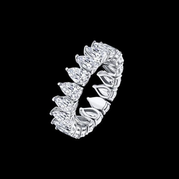 Pearshape Diamond Ring